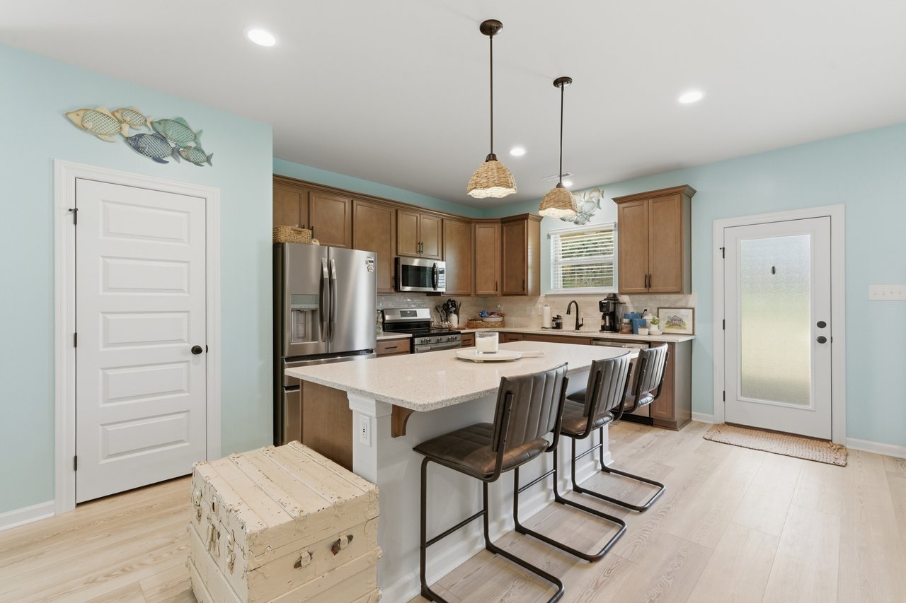 4BR Cul-de-Sac Home in Madison City Schools with Modern Finishes