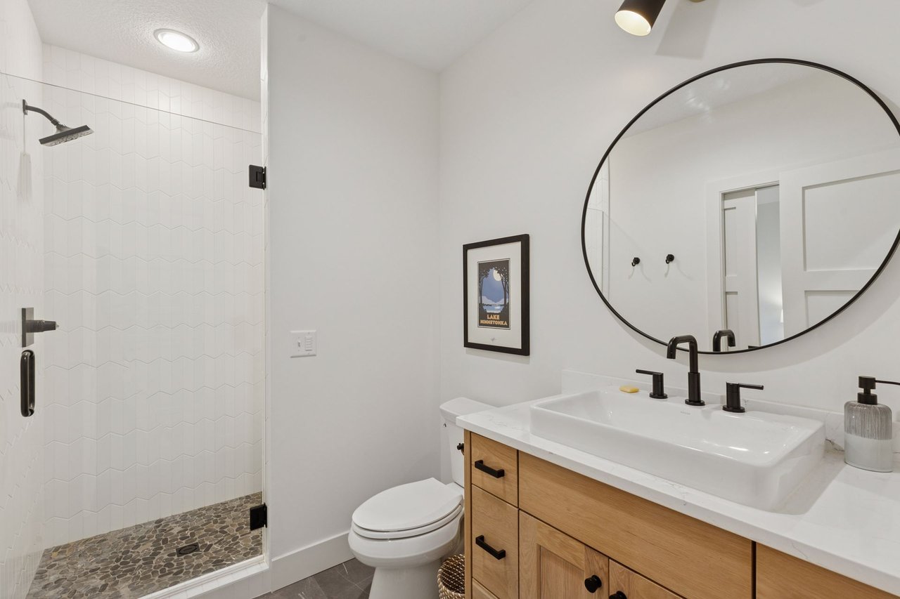 550 Orono Orchard Road S, Orono