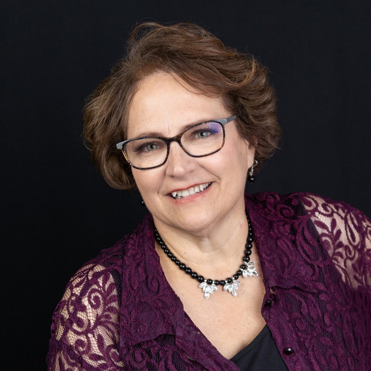 Lethea Myers Elizabethtown, PA Real Estate Agent Headshot