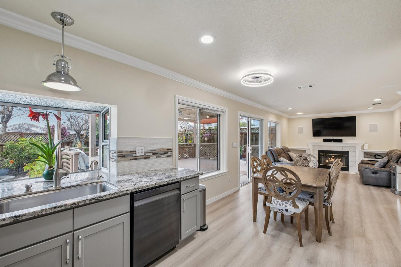 1468 Leaftree Circle