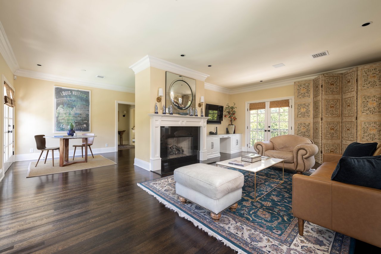 524 S Muirfield Rd, Hancock Park