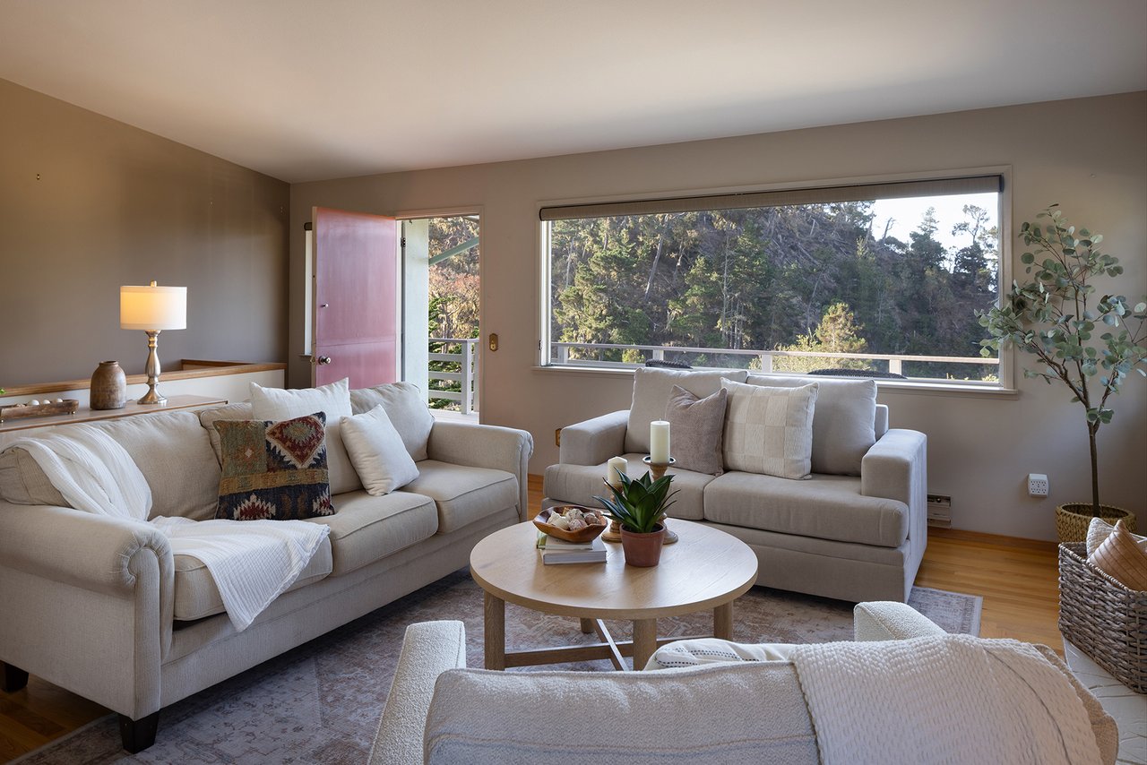 Coastal Highlands Retreat