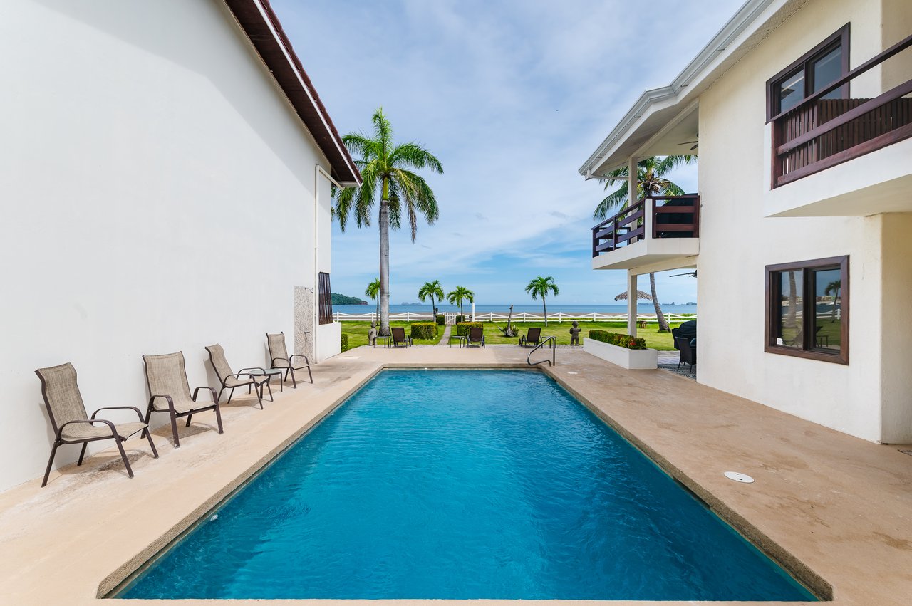 Pacific Beach 4 | Adorable 2 Bedroom 2 Bathroom Beachfront Condo in Playa Potrero!
