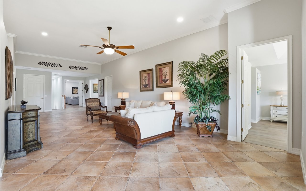 9250 Triana Ter #203