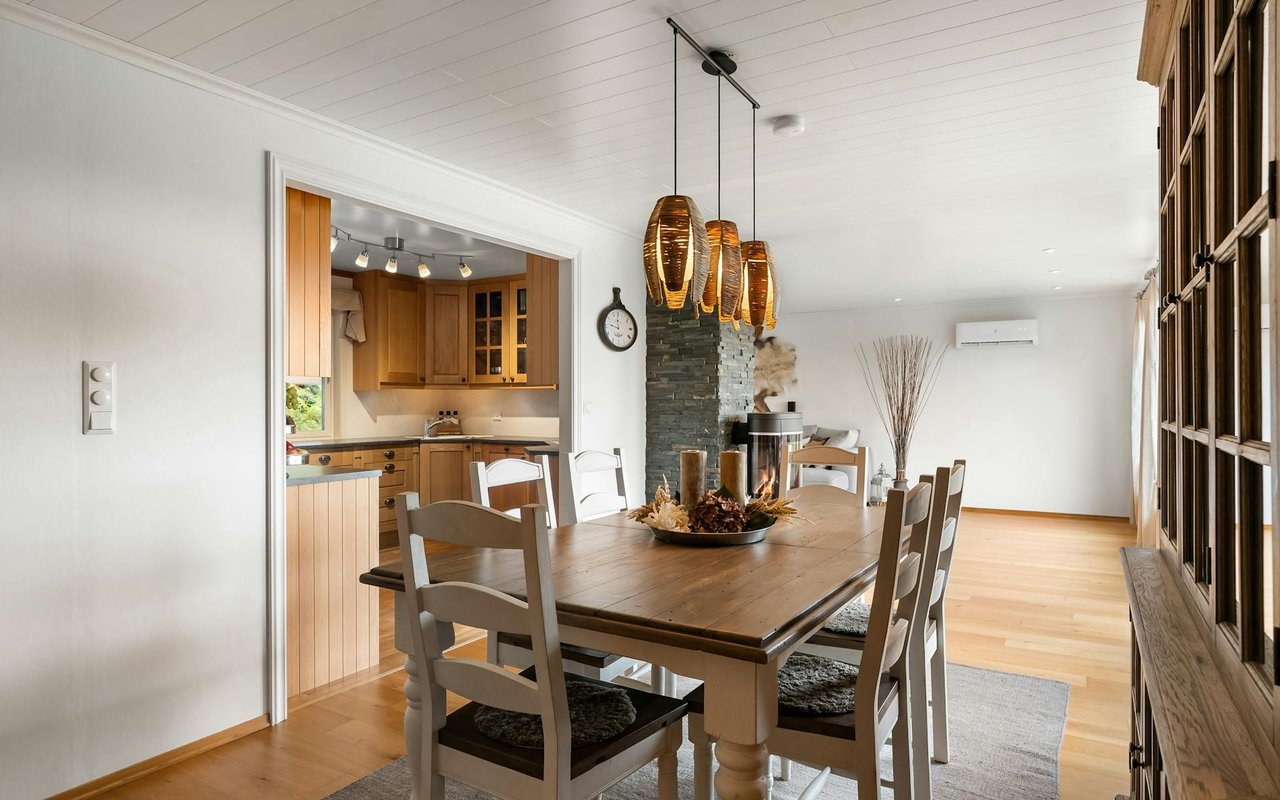 7 Scribner Heights, Norwalk, CT 06854