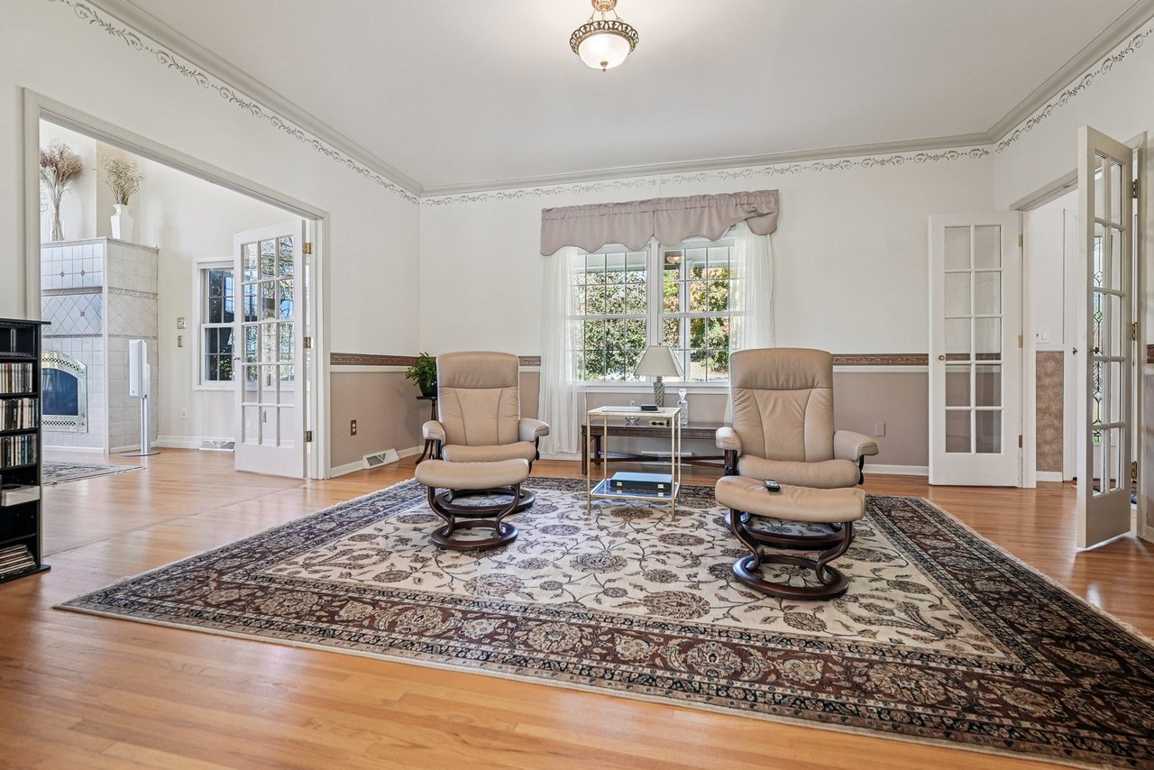 Hilltop Luxury with Endless Views