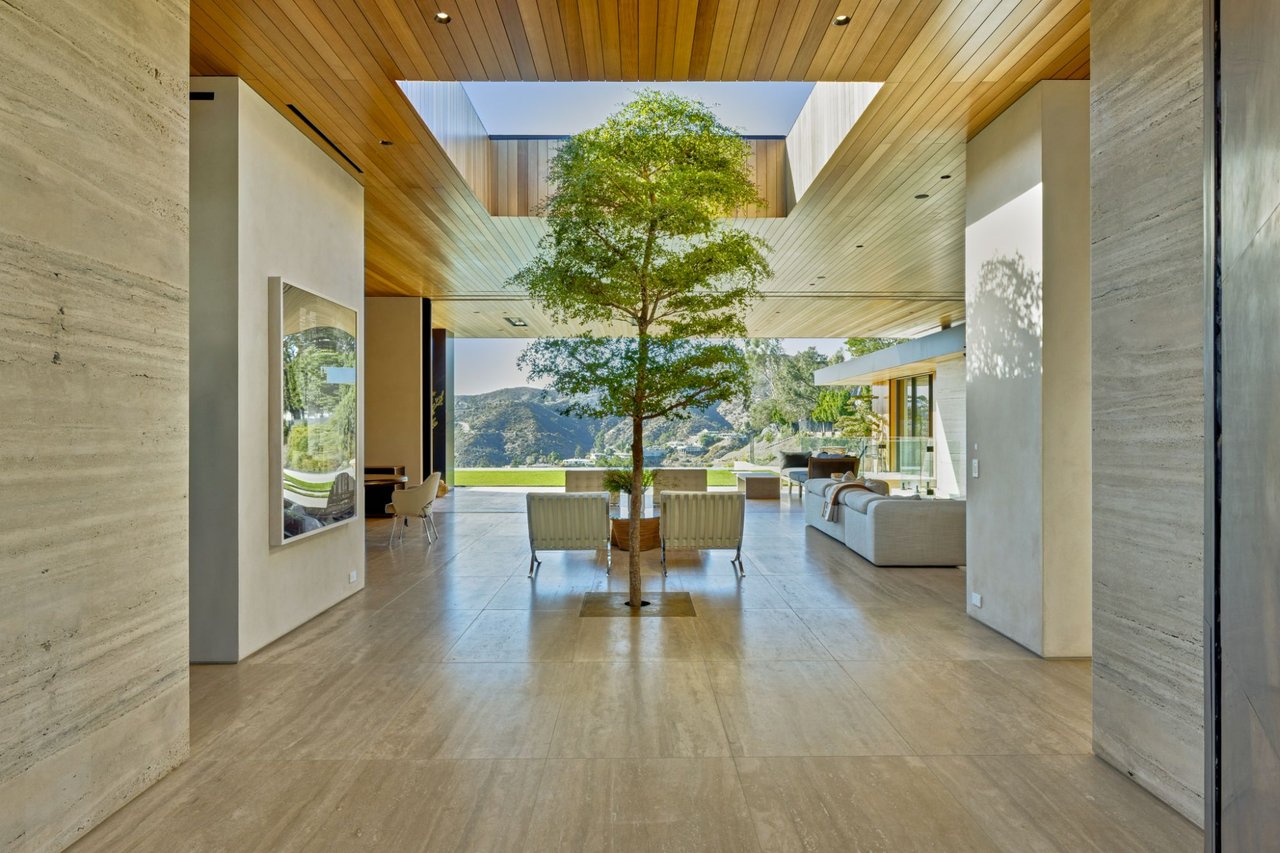 985 Linda Flora Dr, Bel Air