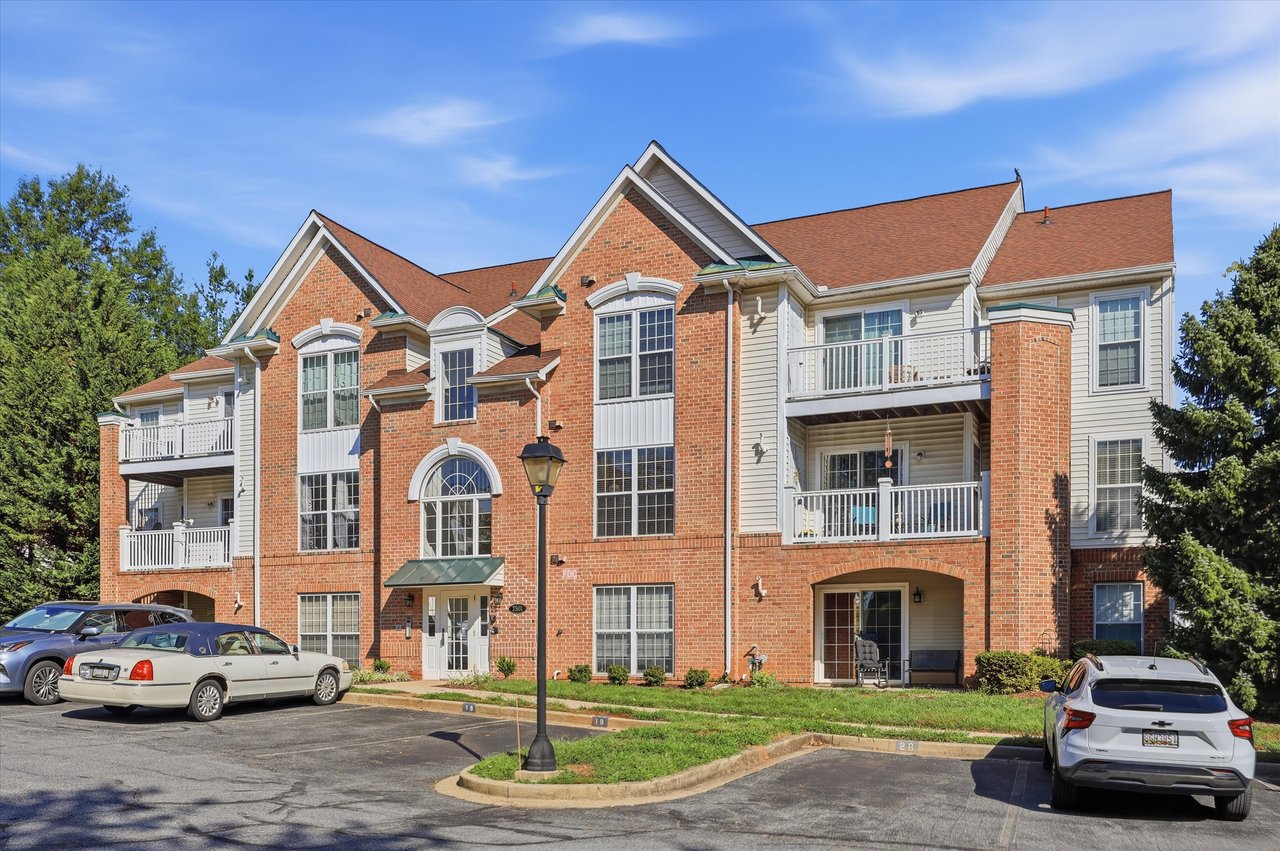 2501 Driftwood Ct #2D, Frederick, MD 21702