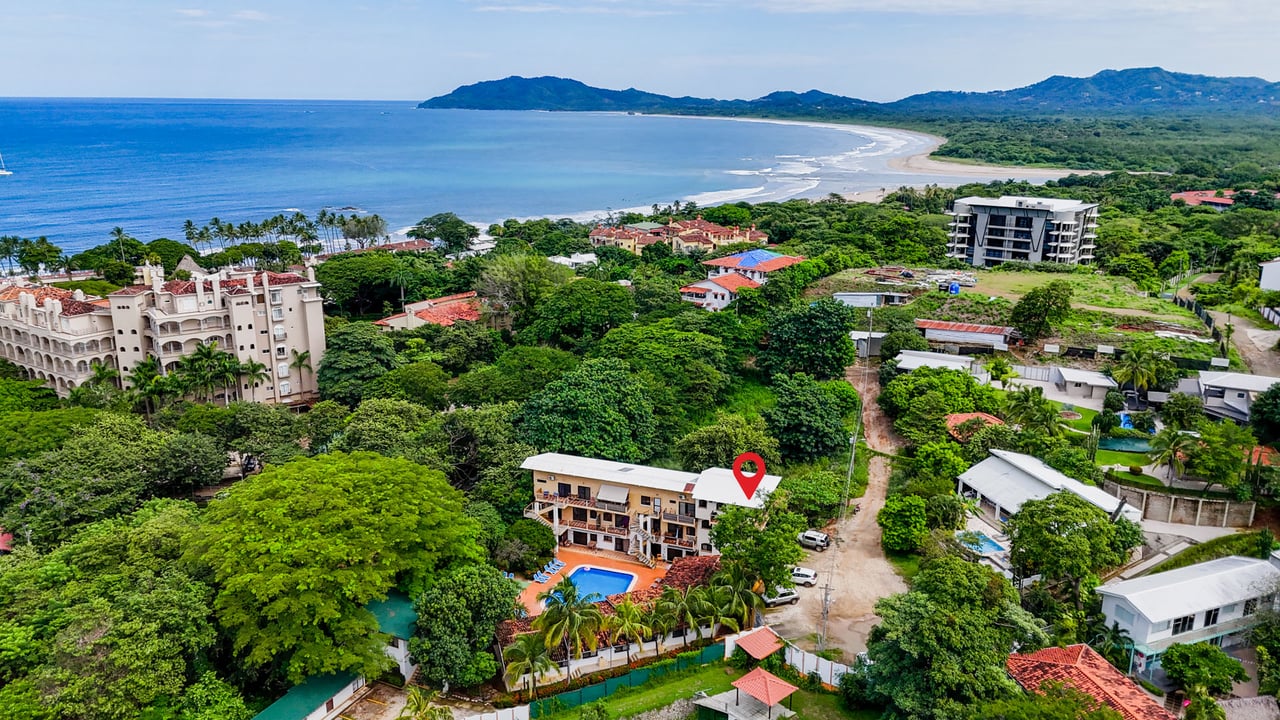 Eleri #17 | Tropical 3-Bedroom, 3-Bath Condo Just Steps from Tamarindo Beach