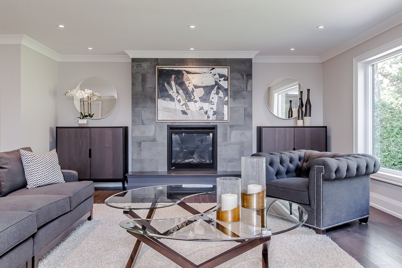 2270 Saxony Crt