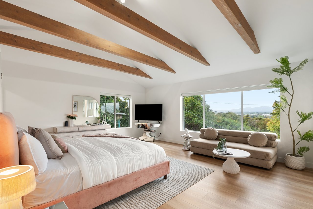 4041 Davana Rd, Sherman Oaks
