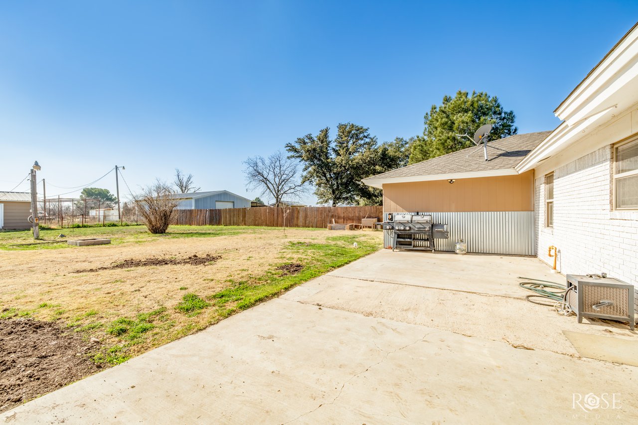 2733 Janie Ln