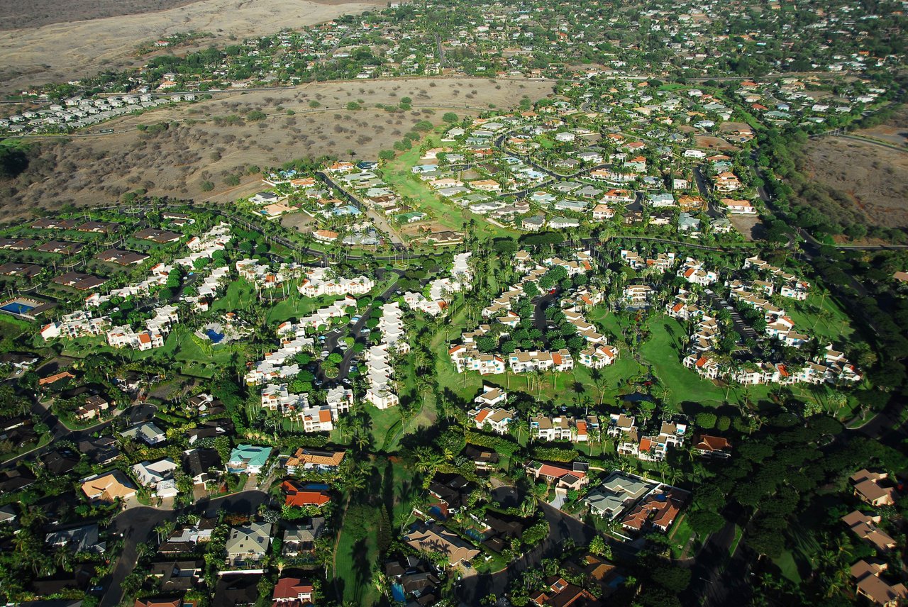 Aerial photo of Wailea Palms and Palms at Wailea in South Maui
