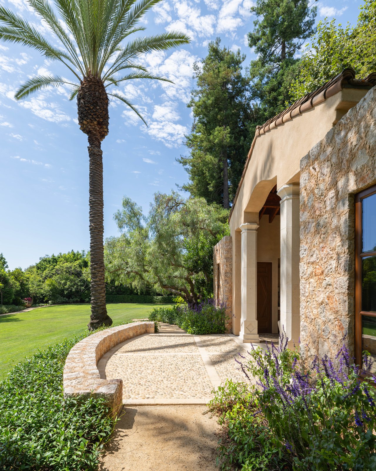 11740 Crescenda St, Brentwood