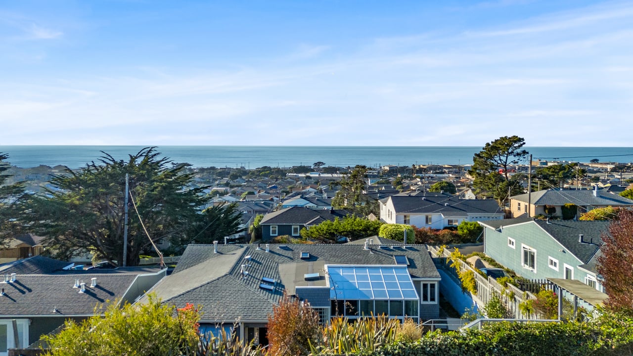 552 Miller Avenue, Pacifica 