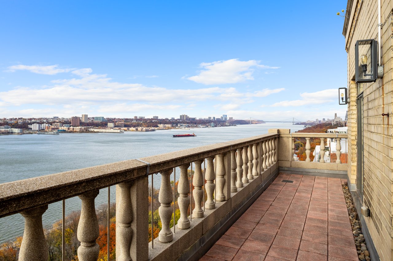 Simpsons Executive Producer Al Jean Lists Manhattan Home for $8.75 Million