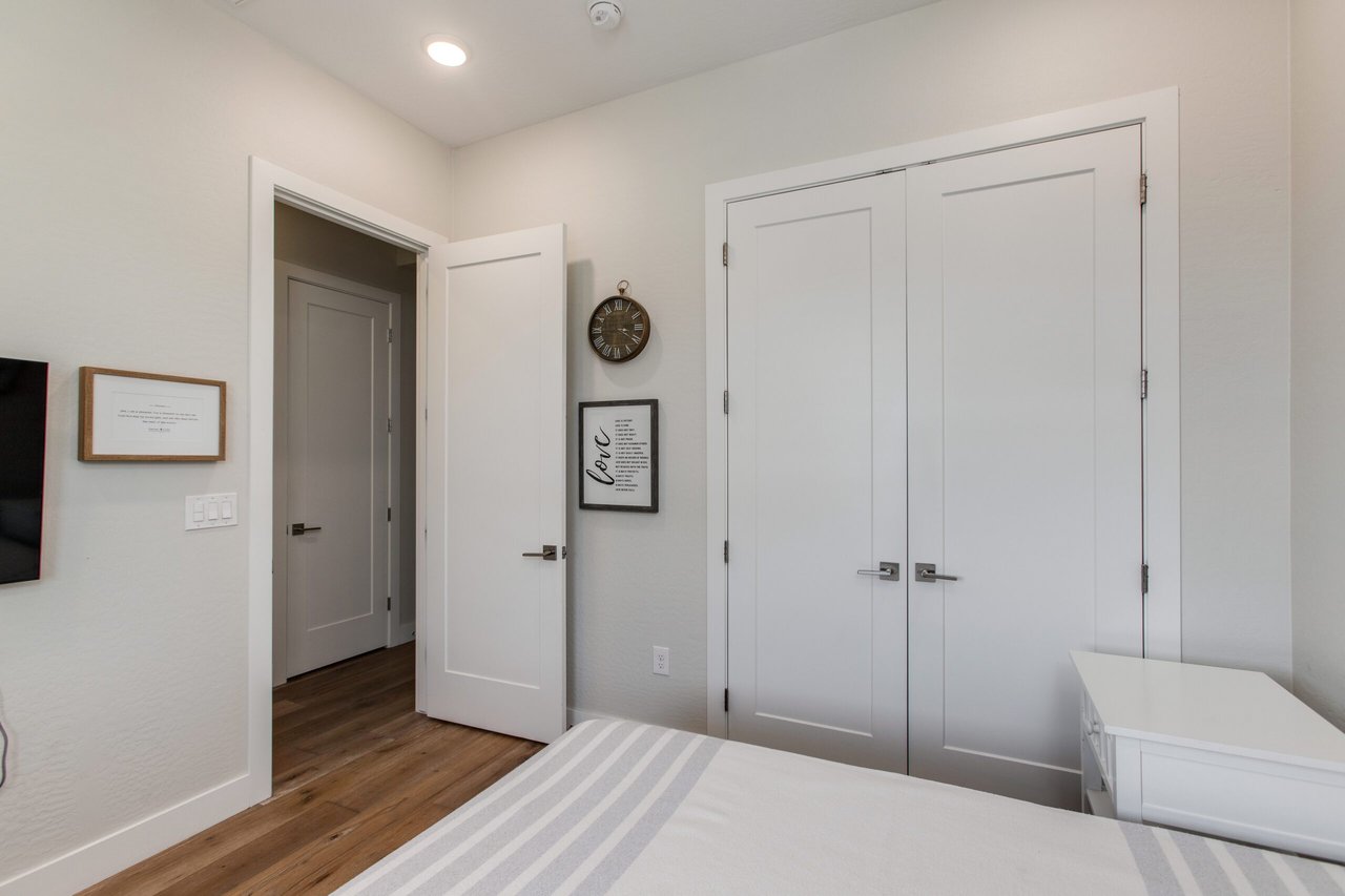 6565 E Thomas Rd. #1142