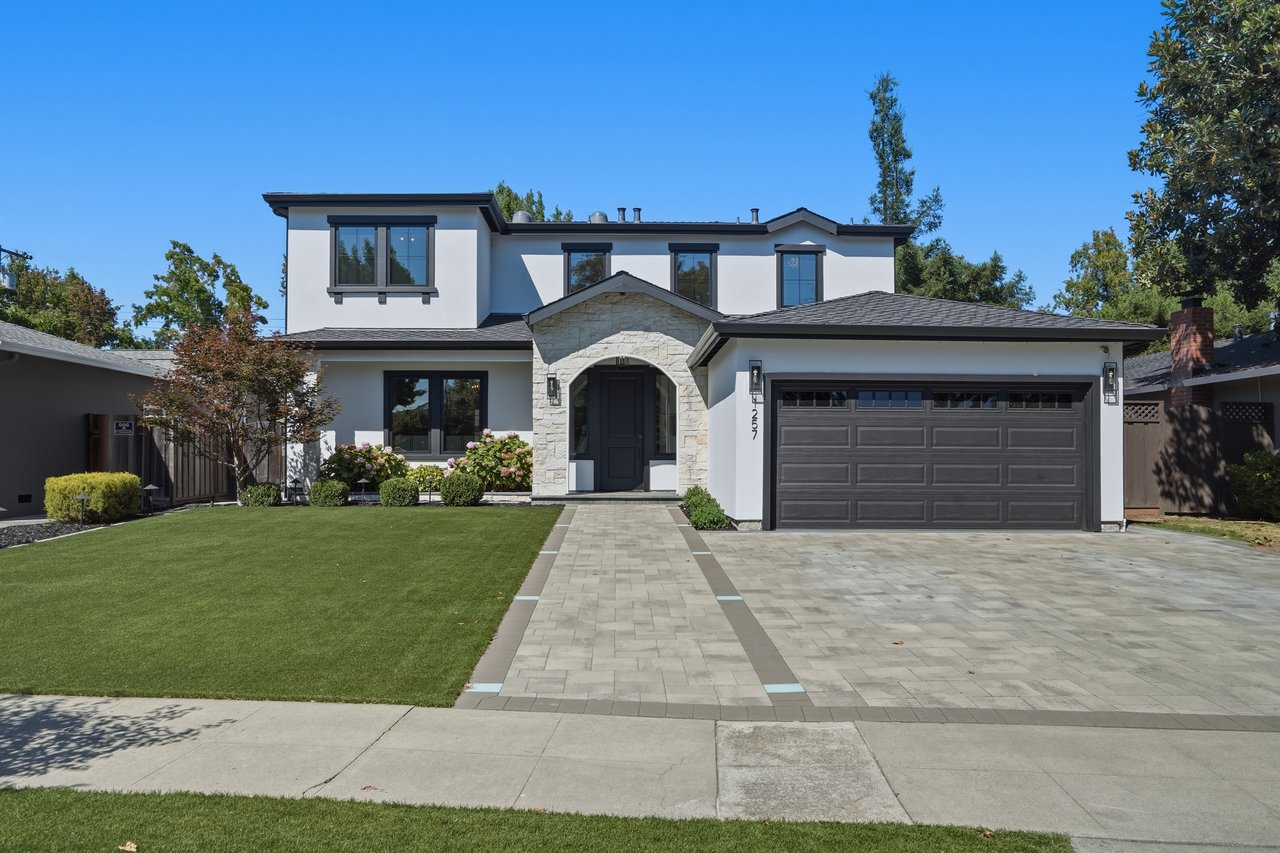 1257 Woodlawn AVE