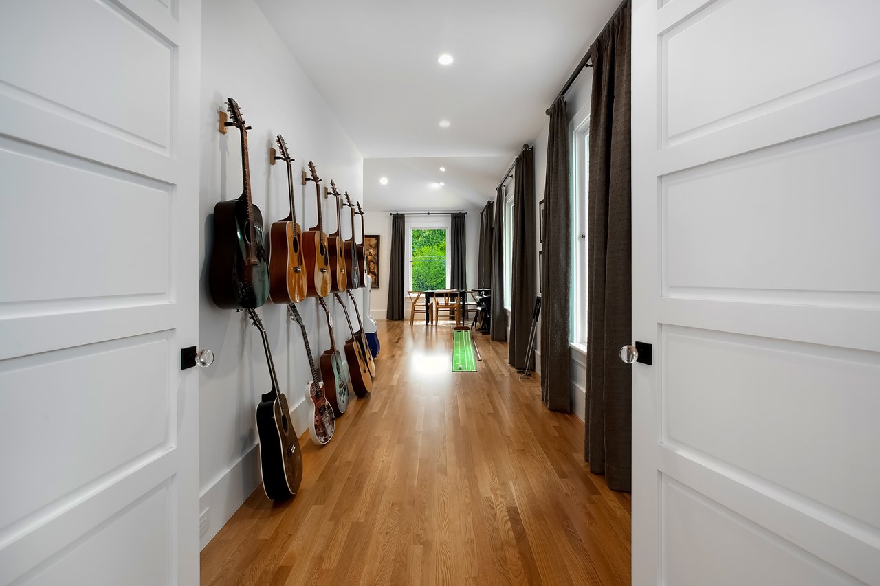 330 Tenney Cir