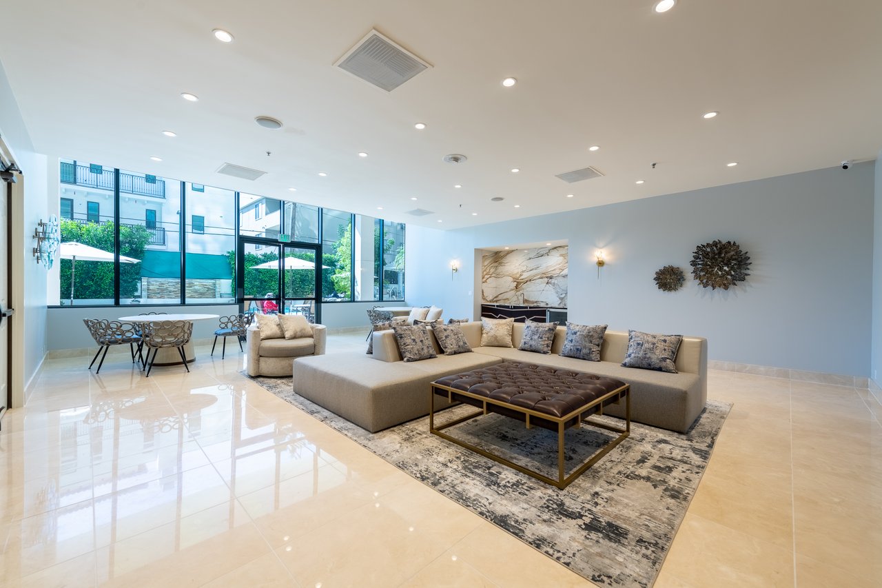 10724 Wilshire Blvd #1202