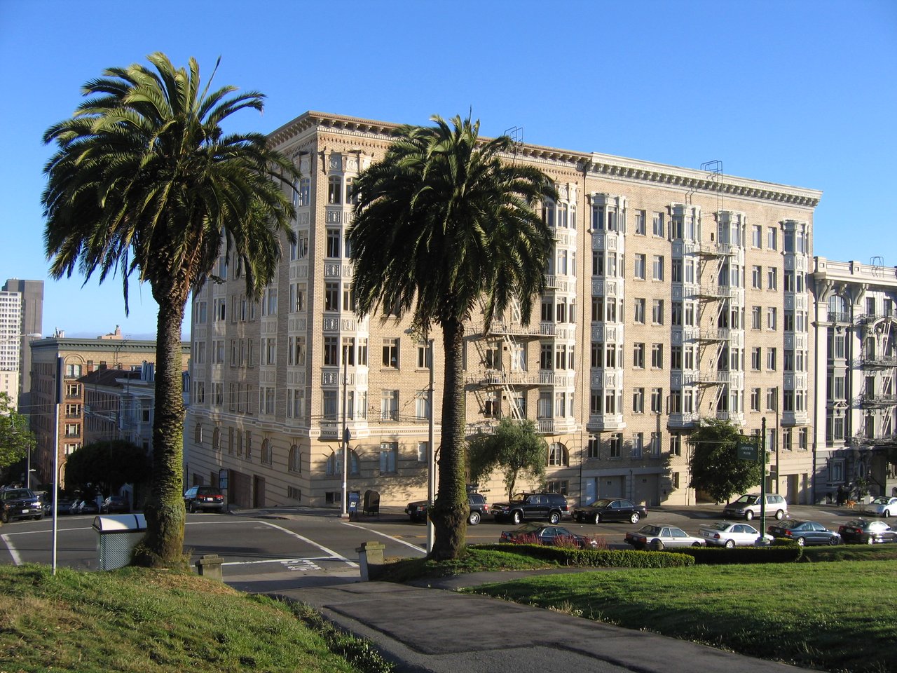 Pacific Heights @ Lafayett Park
