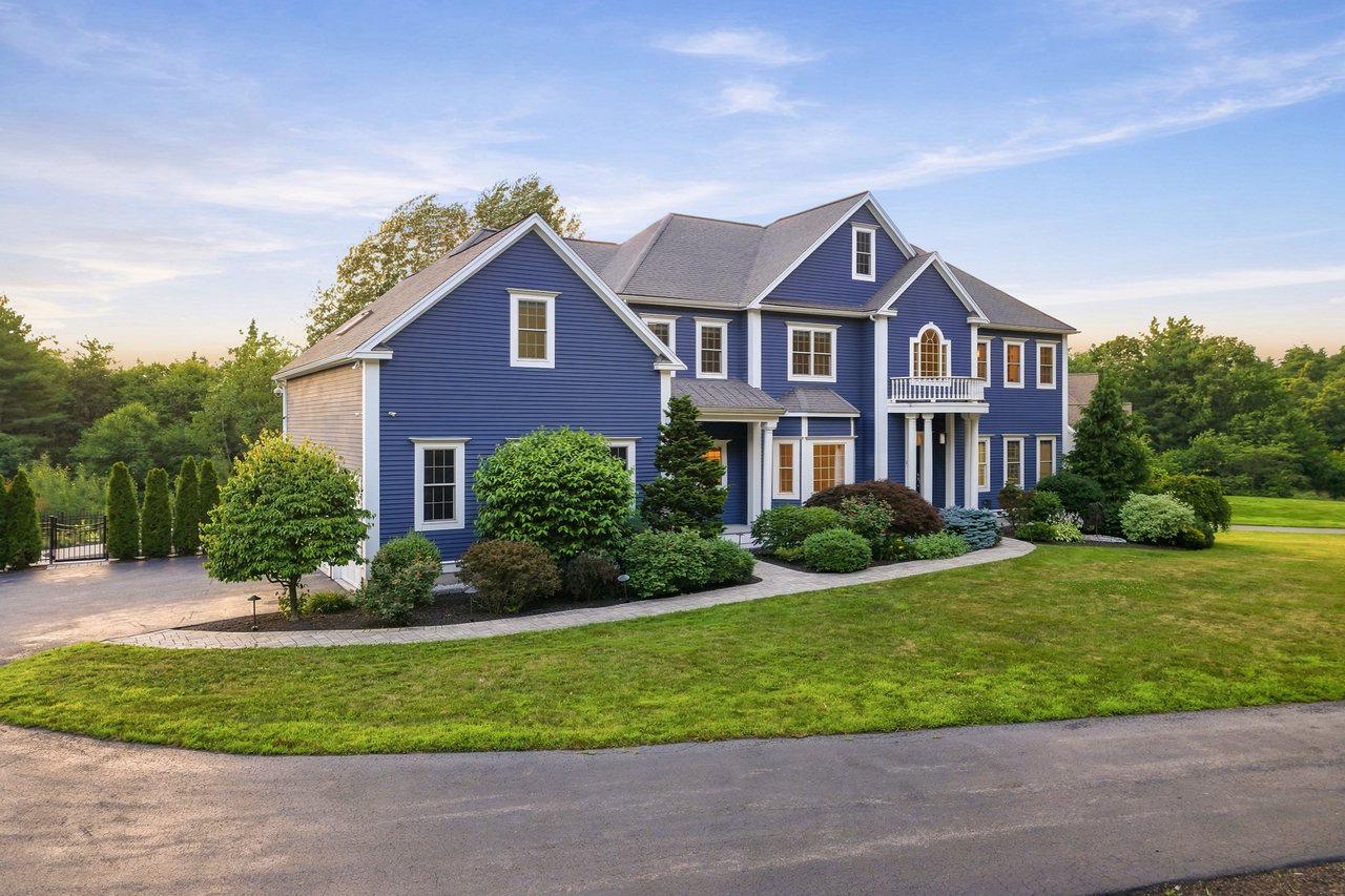 25 Collins Rd