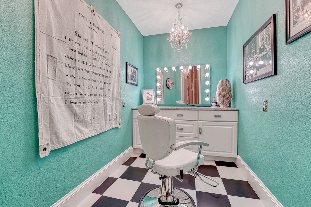 25995 Cave Spring Trail