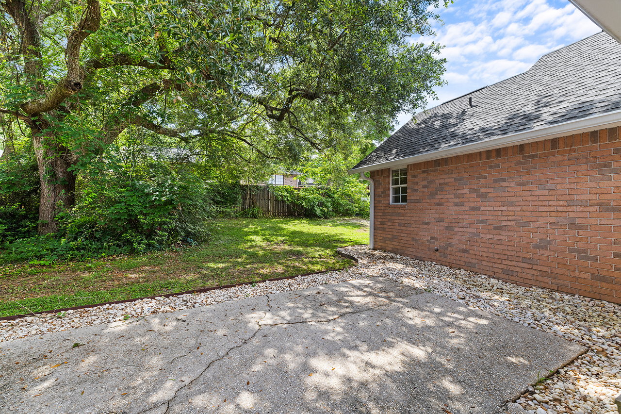 9800 Sourwood Court