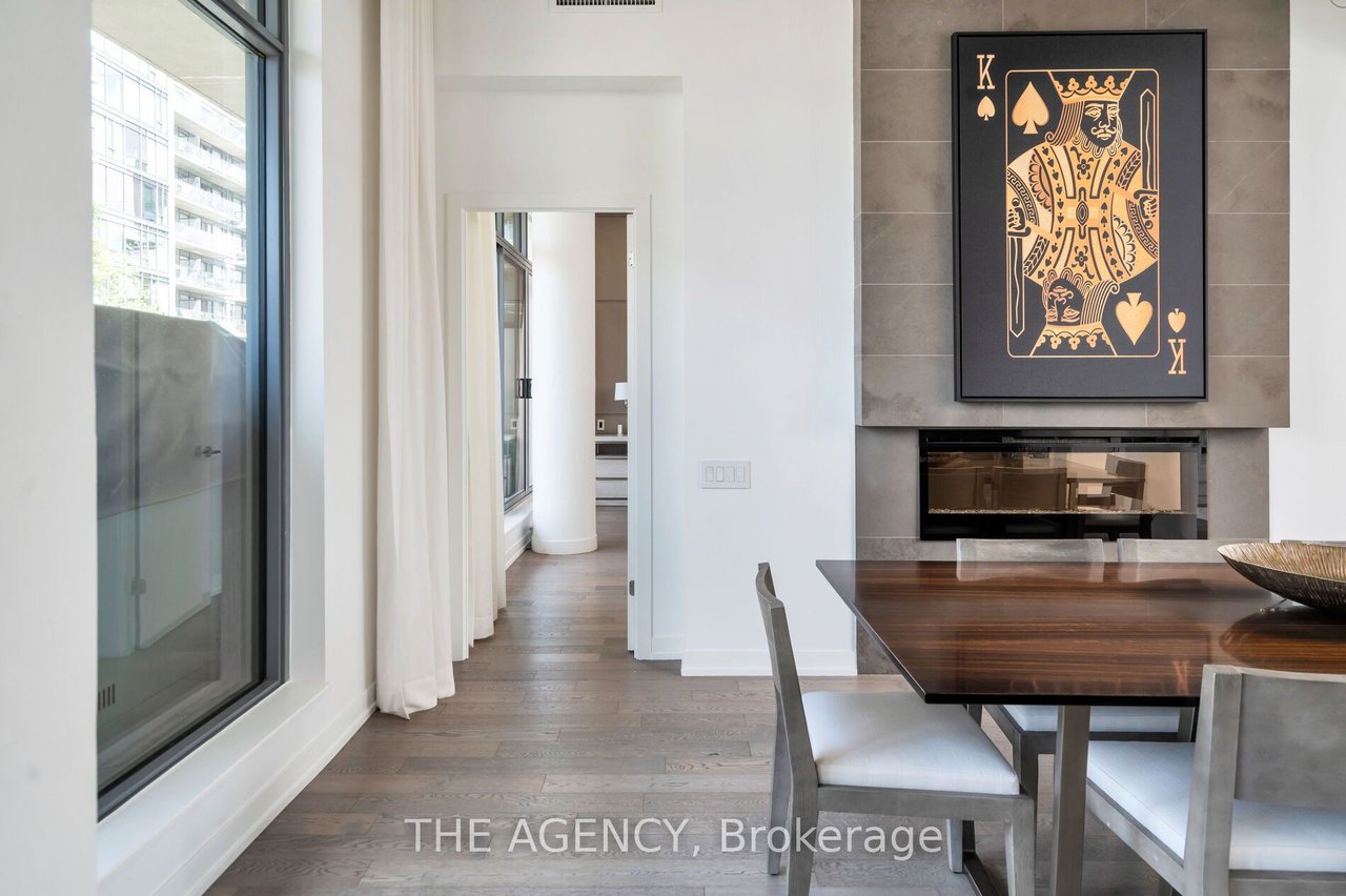 KING WEST LUXURY 