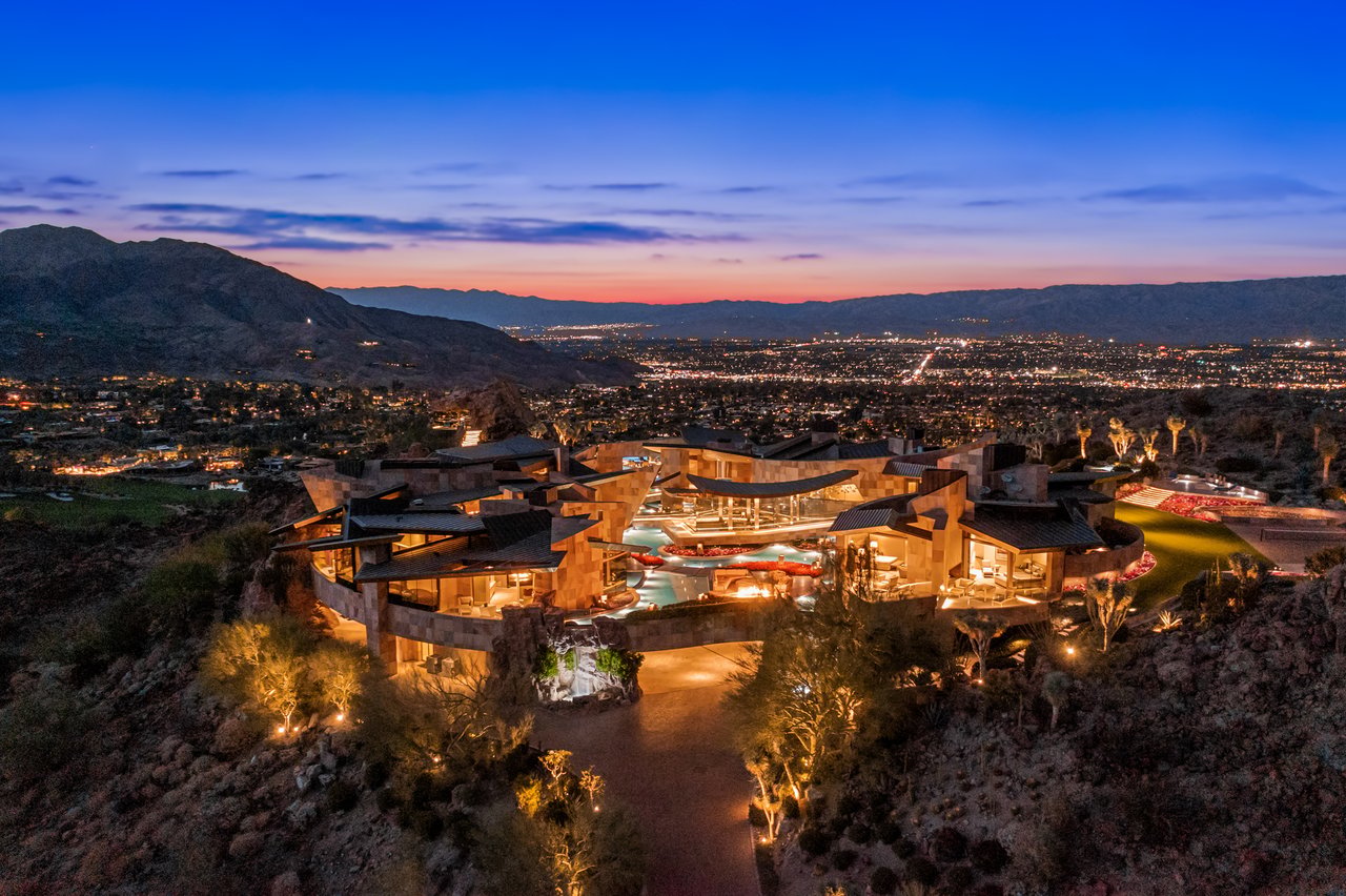 706 Summit Cv