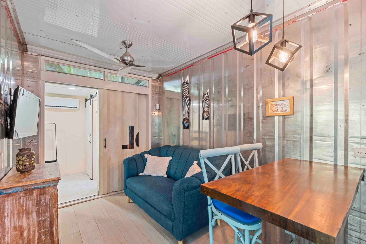 Casa Lemonpaloosa | Very Private Container Home!