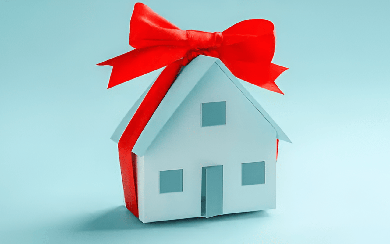 Is Your House the Top Thing on a Buyer’s Wish List This Holiday Season?