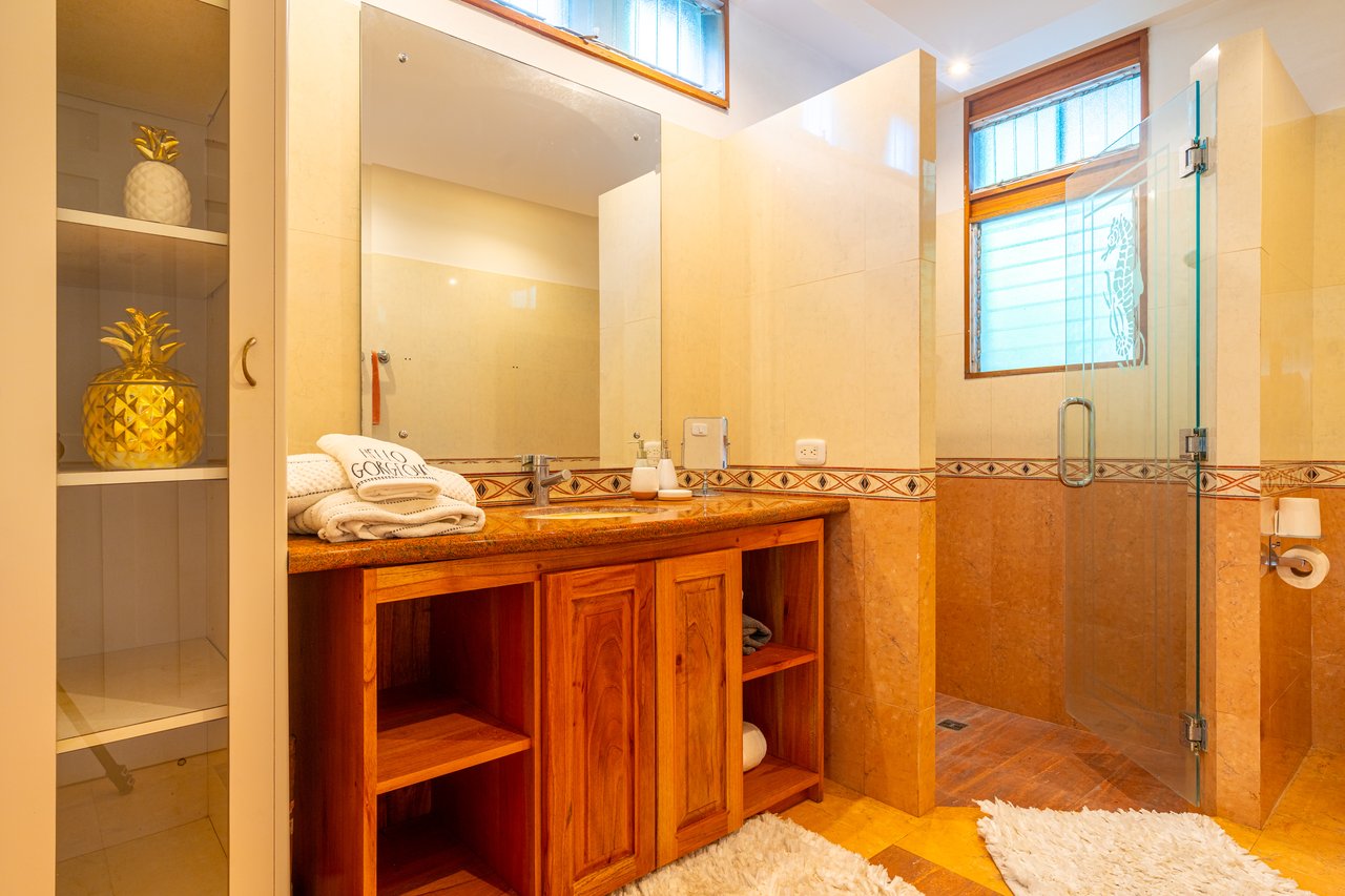 VILLA TURQUESA – MAJESTIC OASIS, CLOSE TO THE BEACH AND WILDLIFE – 1.92 ACRES