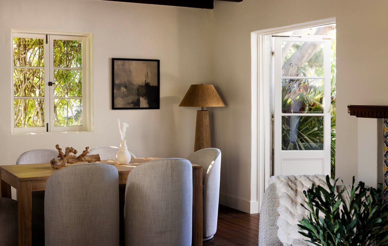 212 W Avenida Valencia