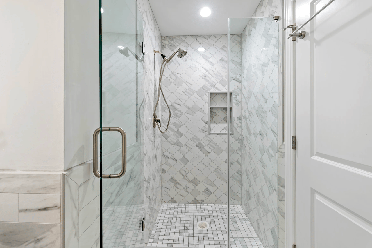 123 E. Colorado Avenue