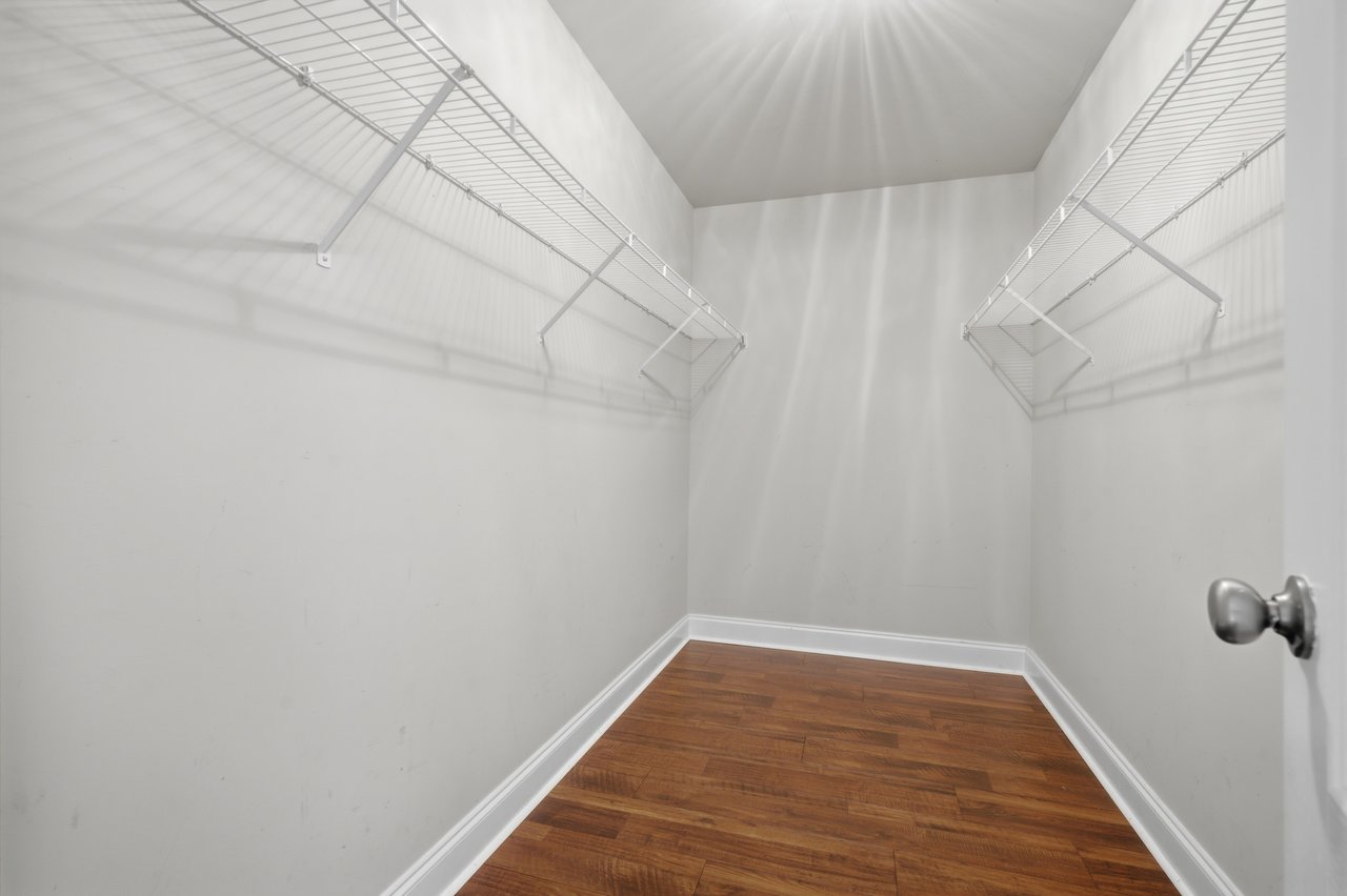 Beautiful Home Featuring Upgraded Finishes & Outdoor Privacy