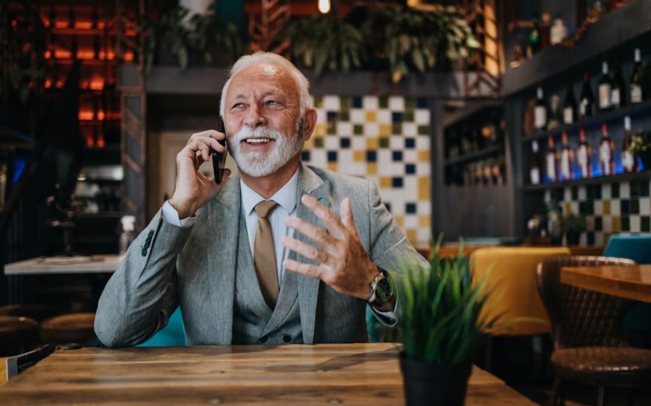 Retiring in Style: Ahwatukee for Affluent Retirees