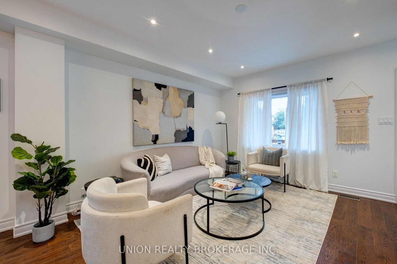 257 Greenwood Ave