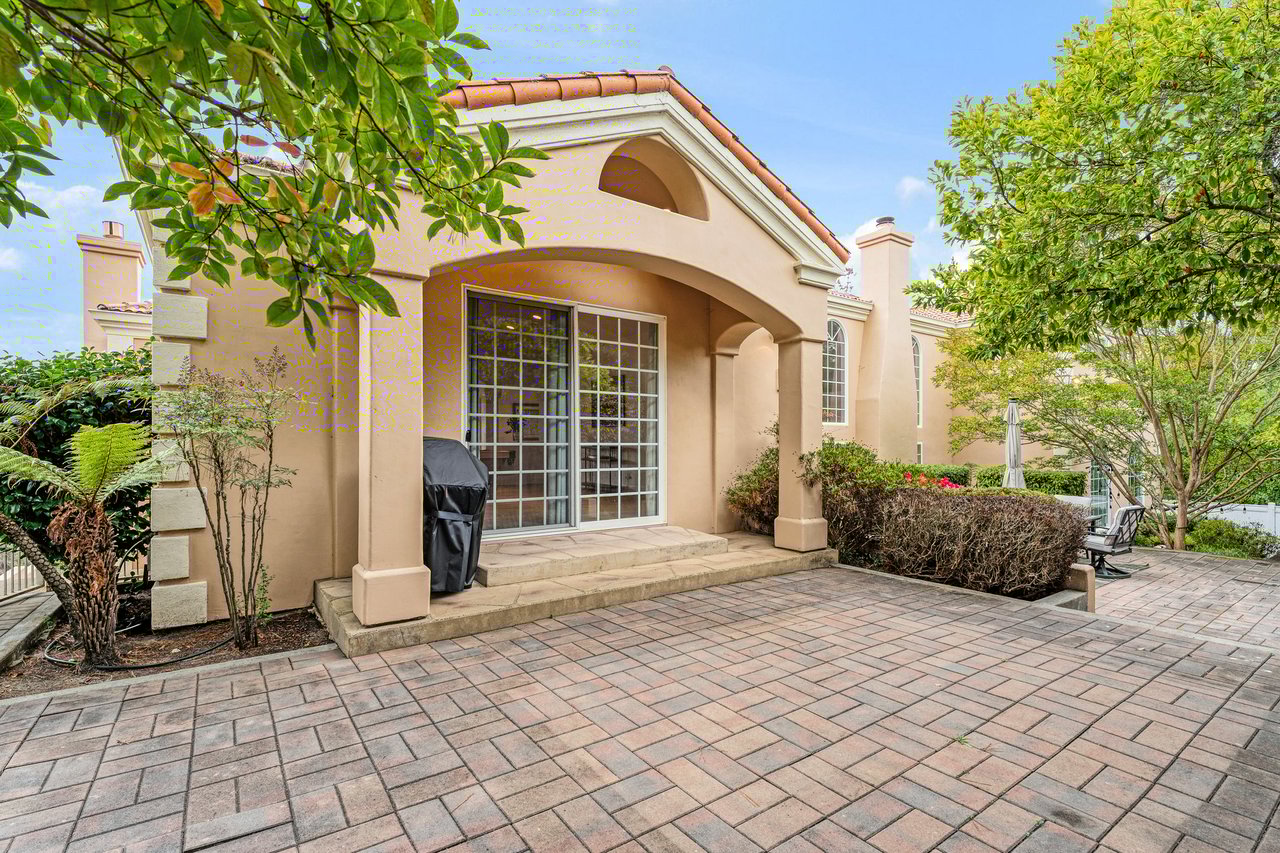 1 Overlook Pl, Monterey