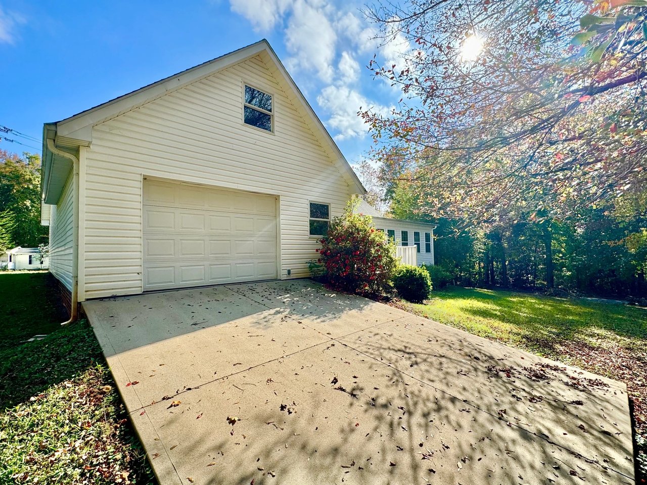 SOLD- A Charming Home at 300 Tanner Road, Taylors, SC