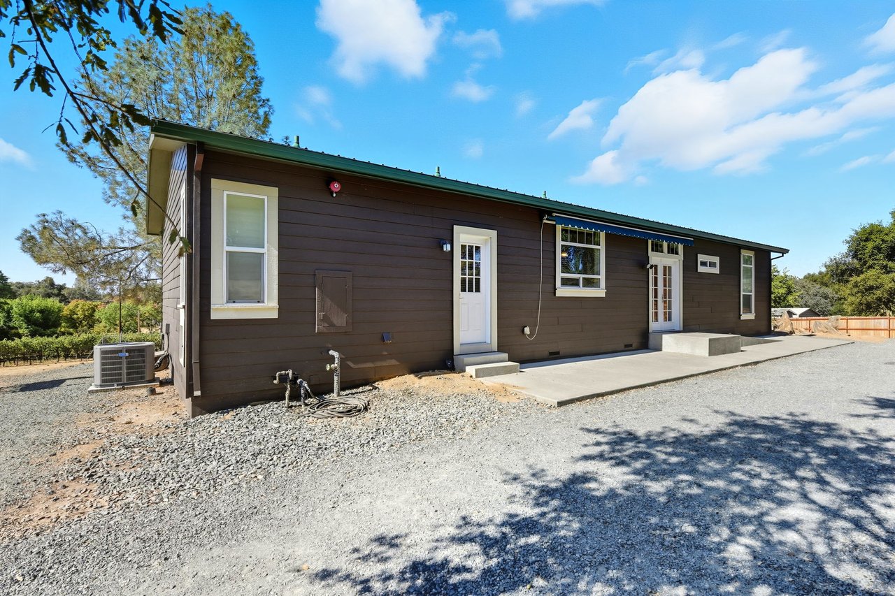 18400 Live Oak Court