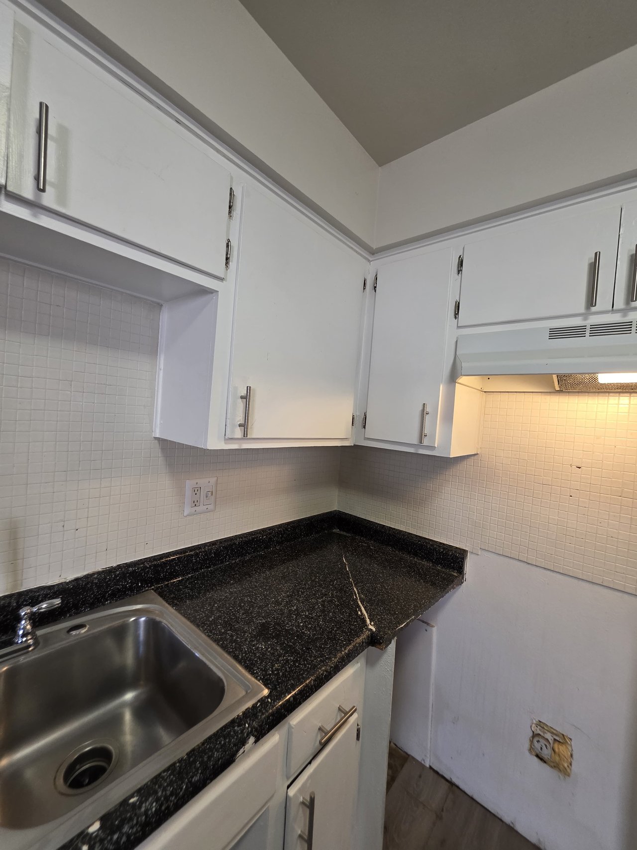 1075 East Desert Inn Road #4