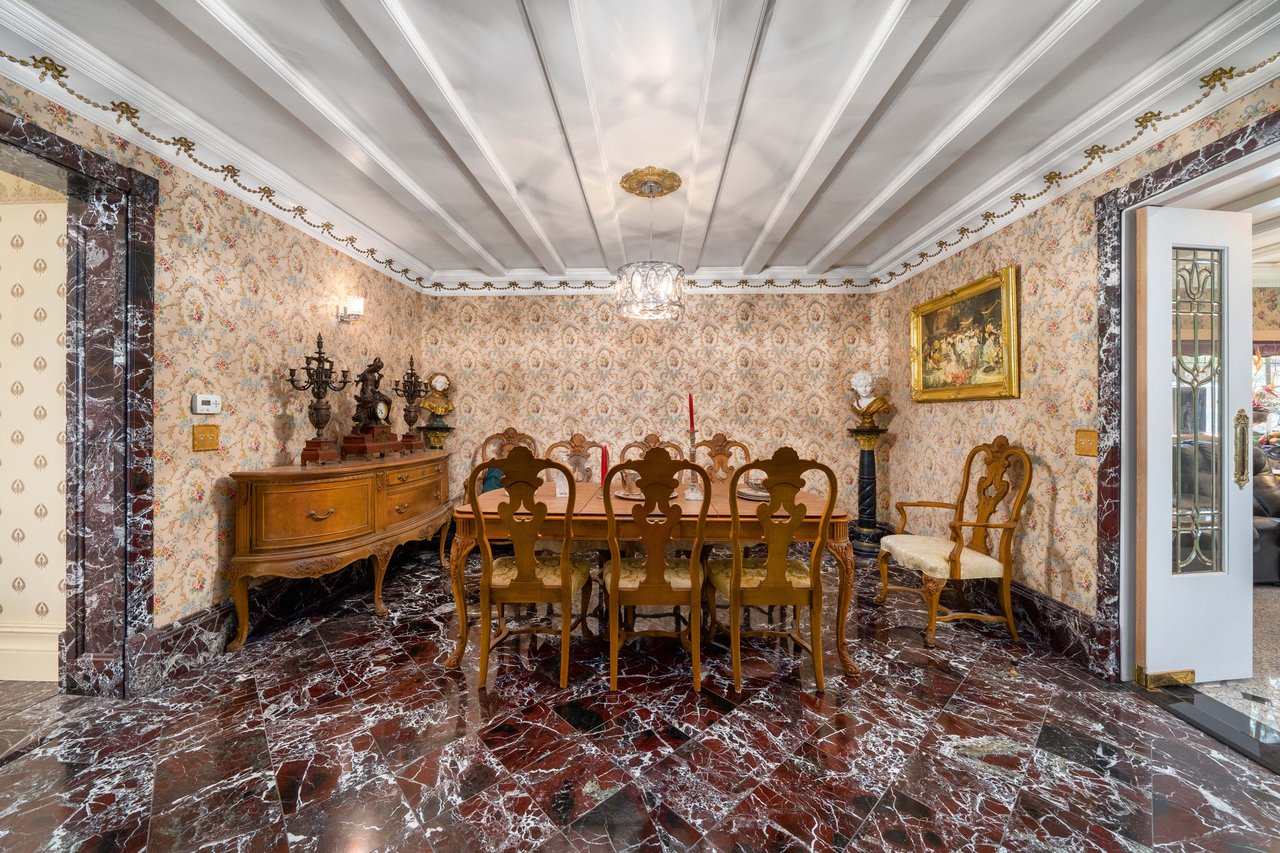 4 Thornewood Lane SW