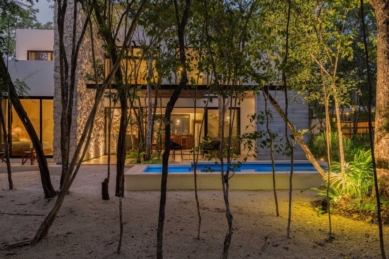 Villa 2  | Beautiful 4 Bedroom with Large Pool in 12 O’Clock Tulum