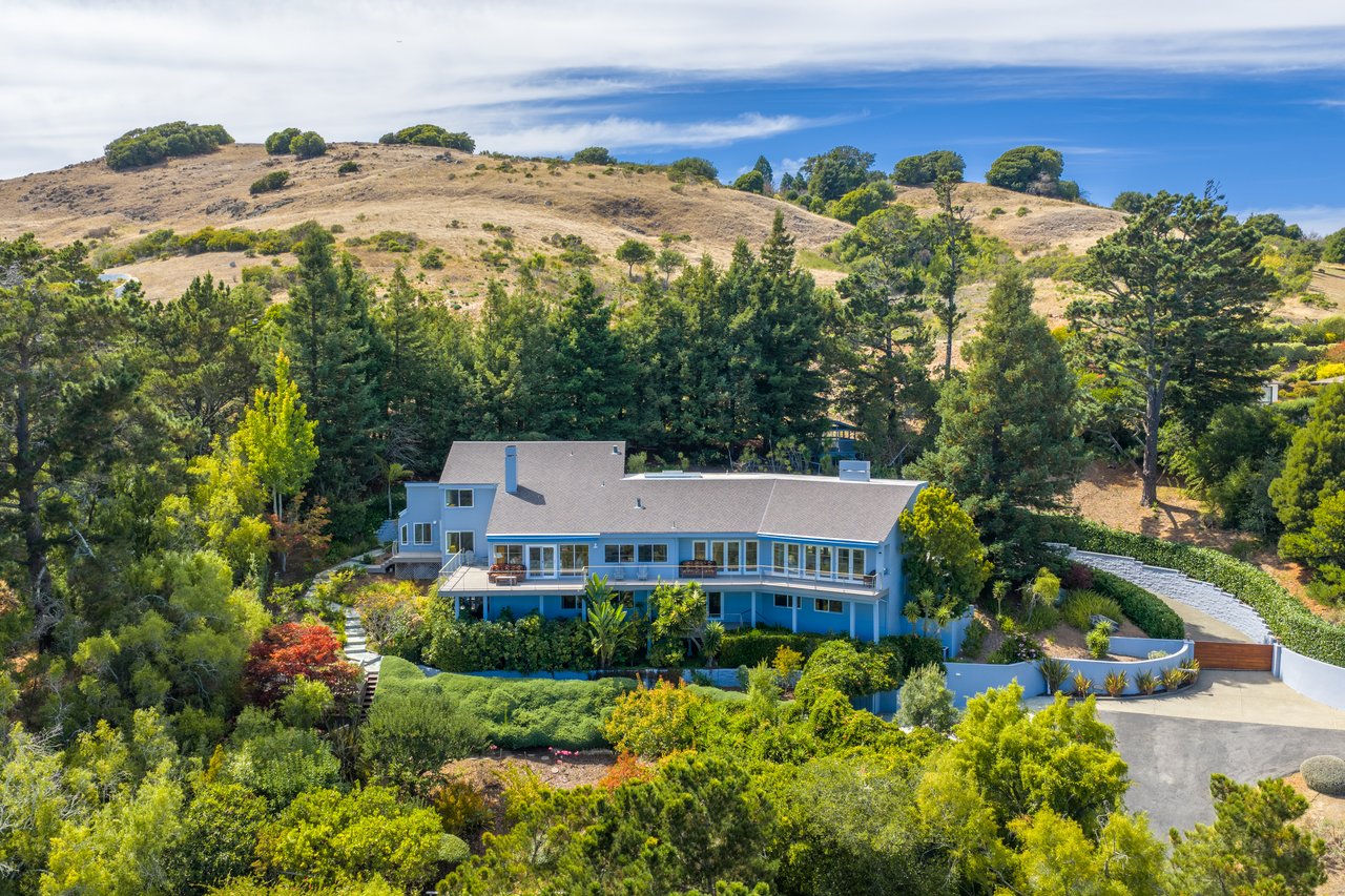 Tiburon Legacy Estate with Unparalleled Views and a Rare Connection to Nature