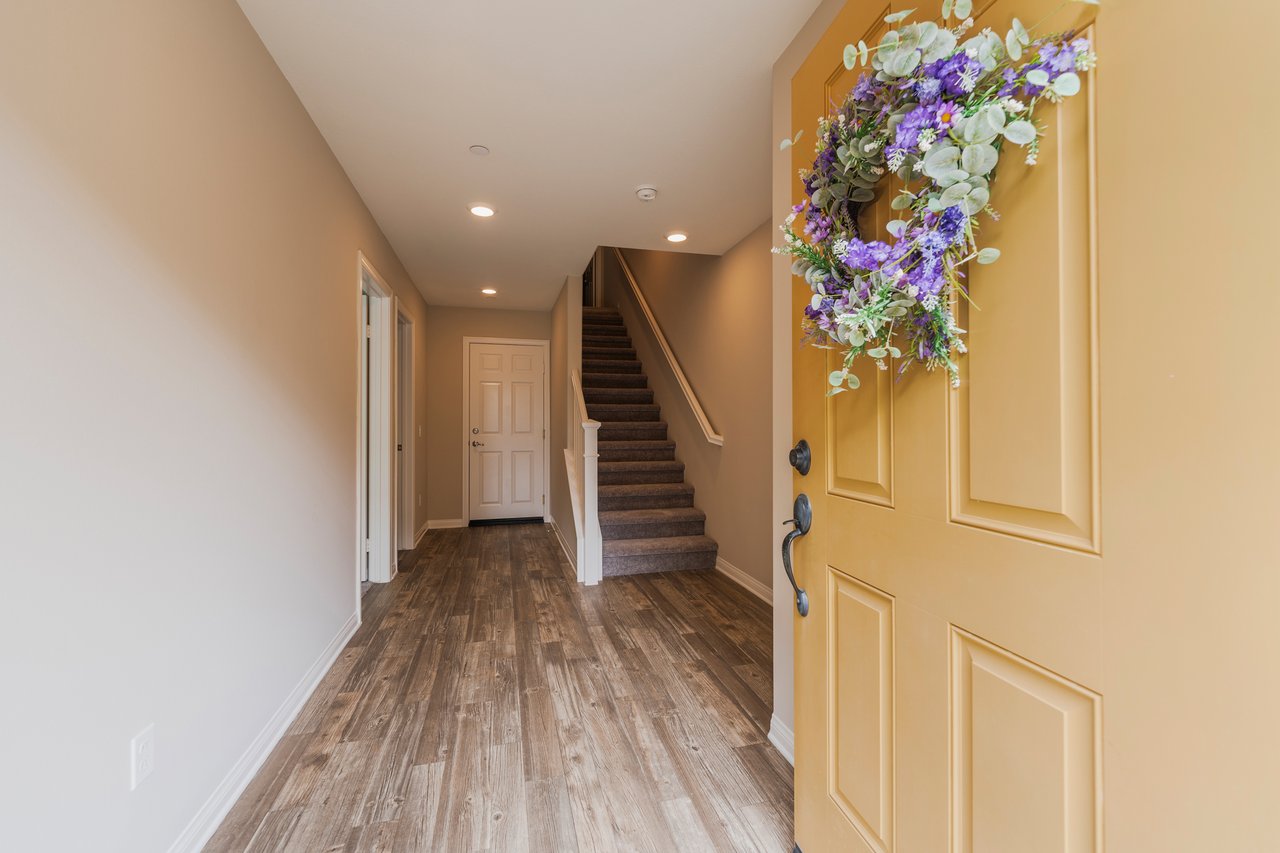 14418-5 Plum Lane