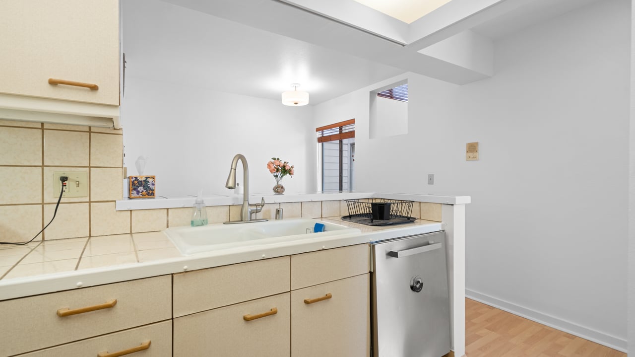 Private Listing