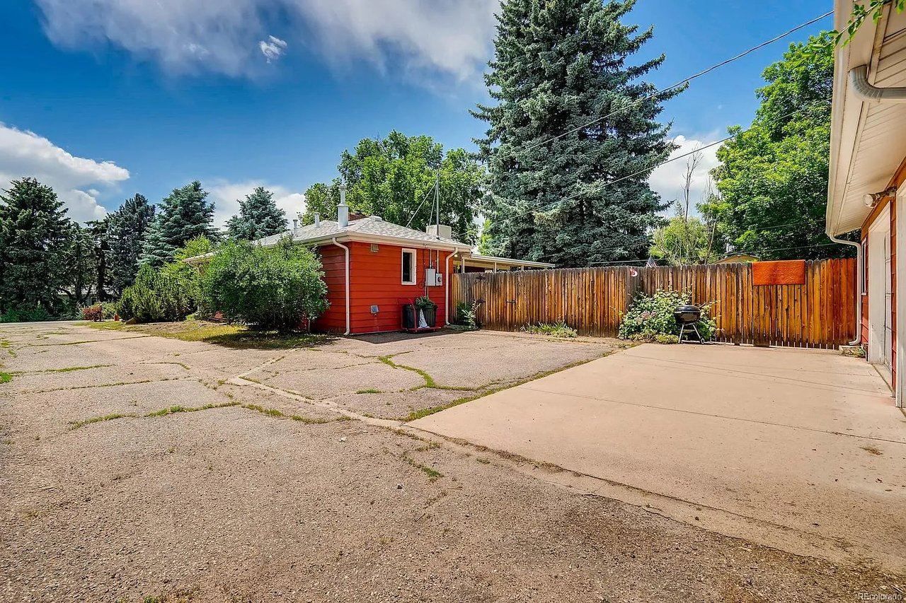 9505 W 10th Ave
