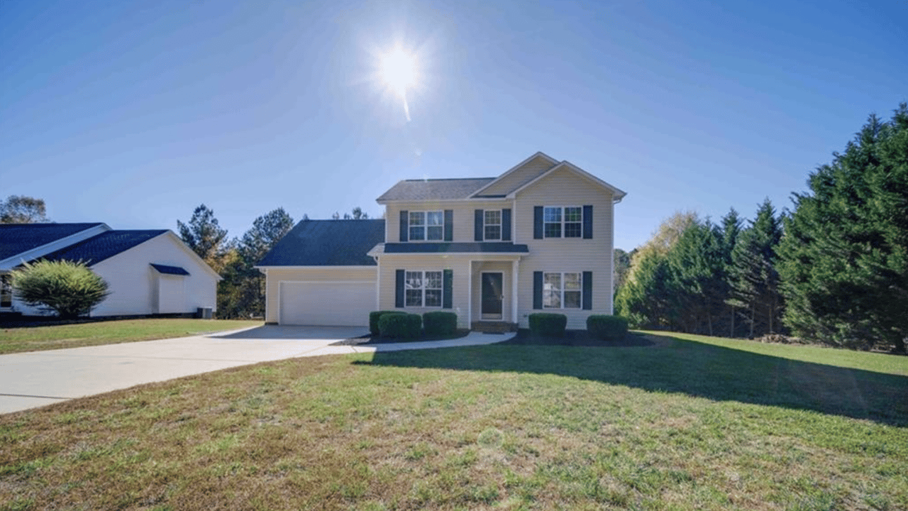 1195 Chatham Lane 