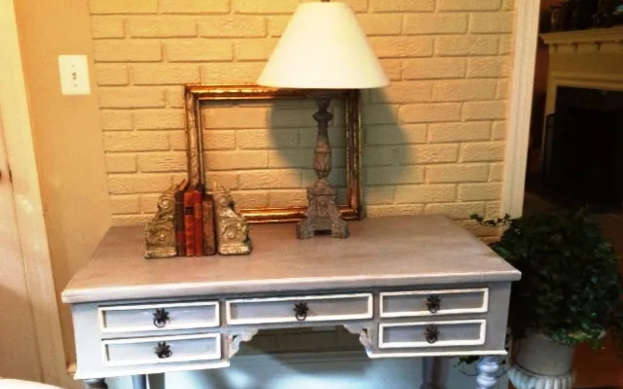 Frenchy Desk Makeover